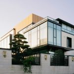 Rumah Desain Dua Lantai yang Megah: Inspirasi Hunian Elegan dan Nyaman